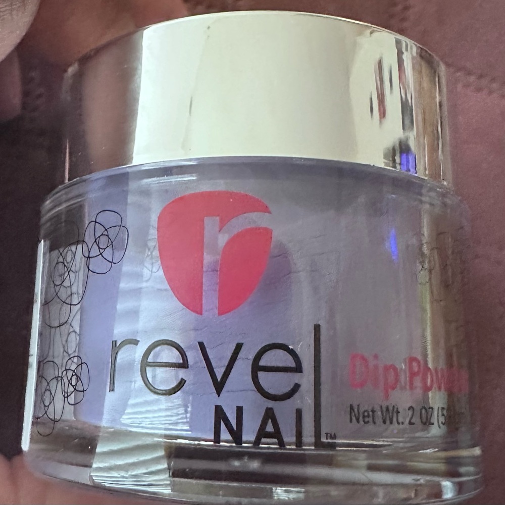 Revel Nail Color Changing Dip Powder Shade Draco Size 2oz.